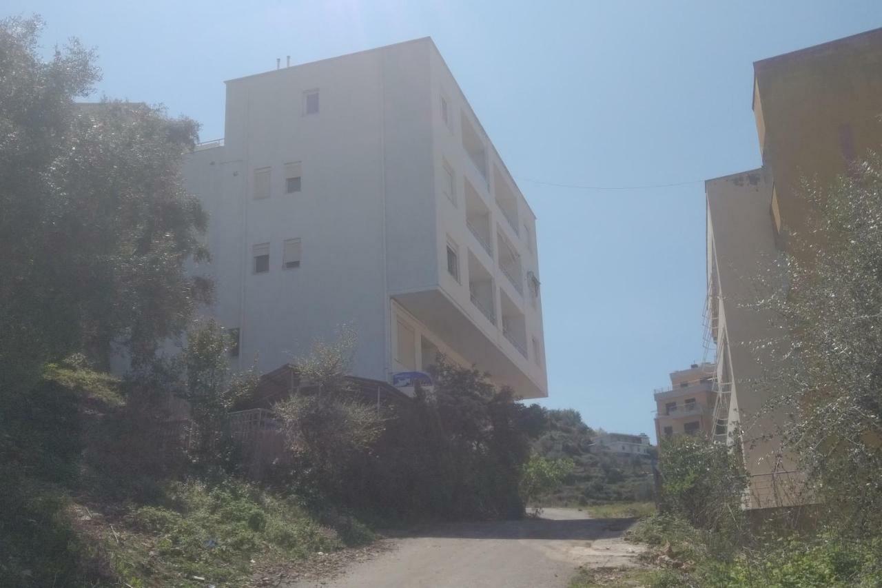 Deluxe Sea Apartment Vlorë Buitenkant foto