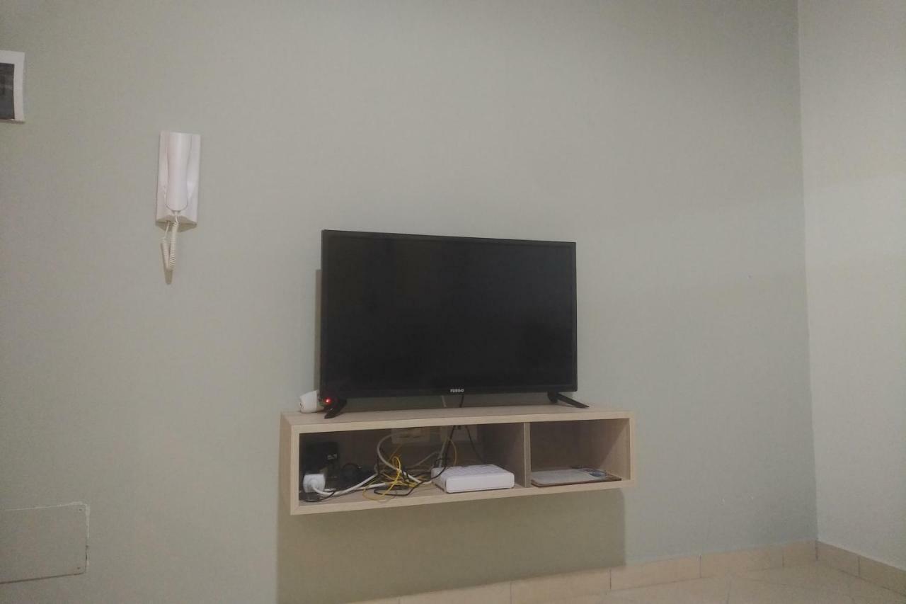 Deluxe Sea Apartment Vlorë Buitenkant foto
