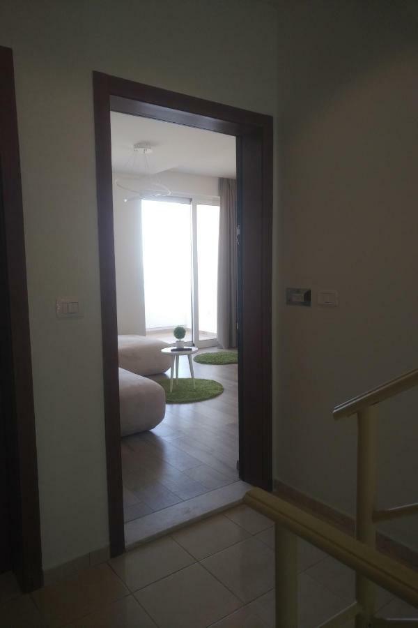 Deluxe Sea Apartment Vlorë Buitenkant foto