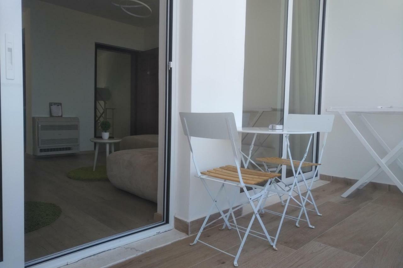 Deluxe Sea Apartment Vlorë Buitenkant foto